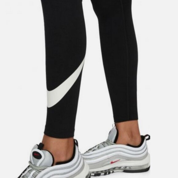 Nike Sportswear Classics Women's Black Graphic HW Leggings NWT - Picture 2 of 4